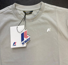Carica l'immagine nel visualizzatore di Gallery, T-SHIRT K-WAY BASIC CON LOGO LATO CUORE GOMMA