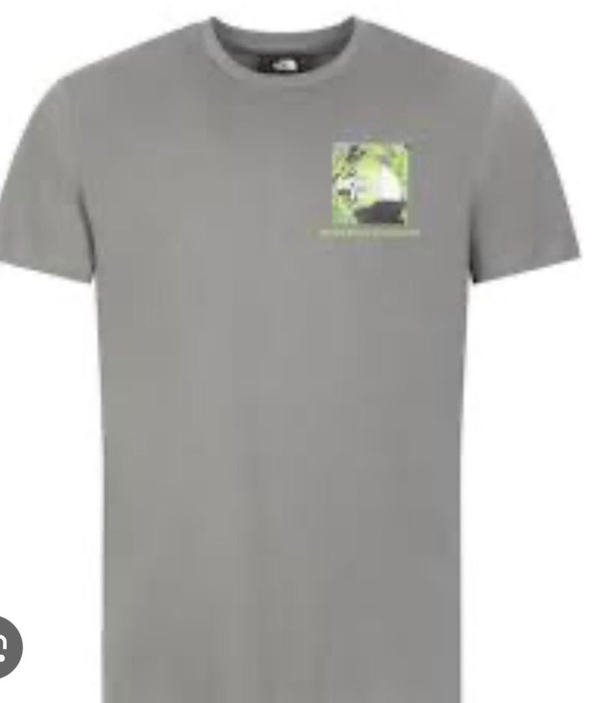 T-SHIRT THE NORTH FACE CON LOGO LATO CUORE E RETRO SFONDO COLORATO